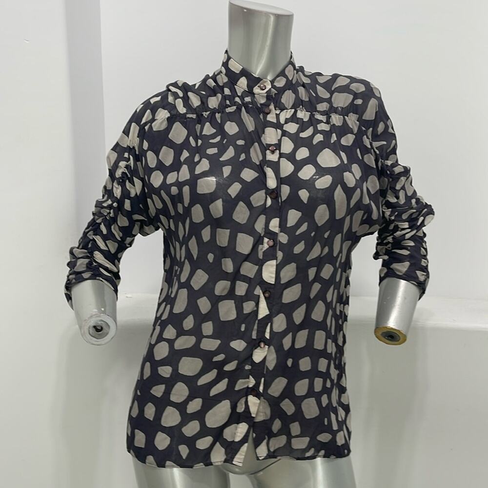 Women’s Blue and Cream Printed Button-Up Blouse